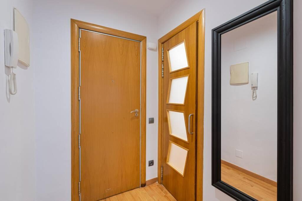 Lodging Apartments Villa De Gracia 2 Bedroom Cozy Apartment برشلونة المظهر الخارجي الصورة
